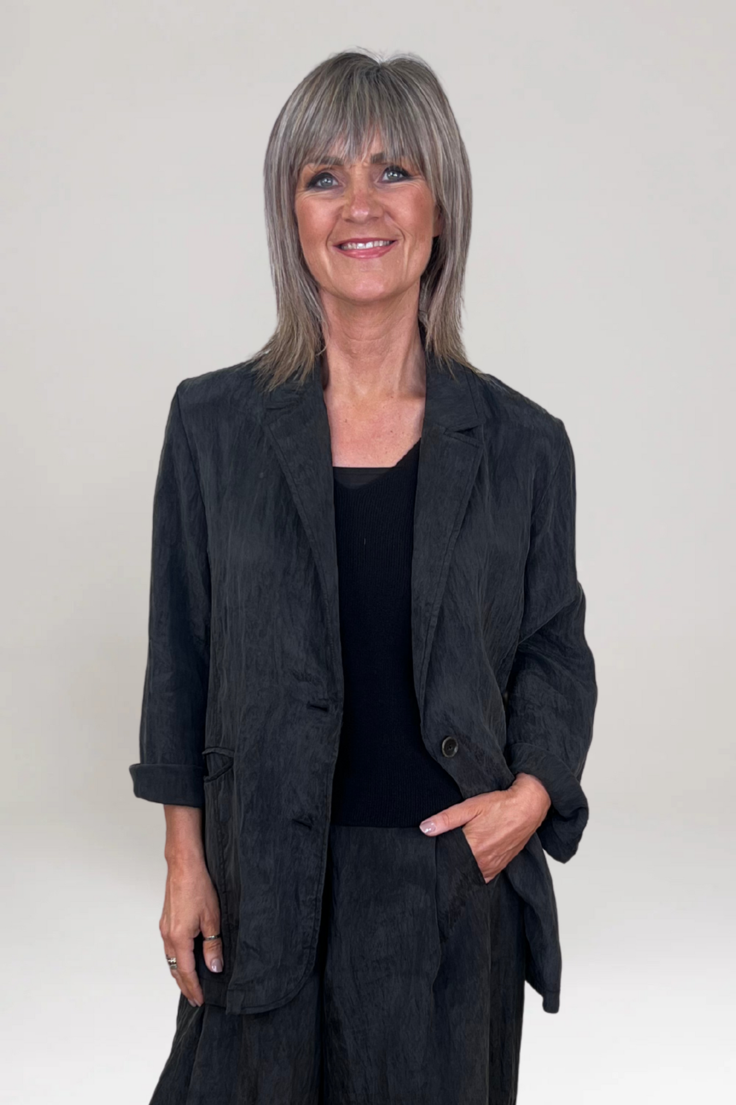 el2 Ladies Washed Black Blazer Style Jacket